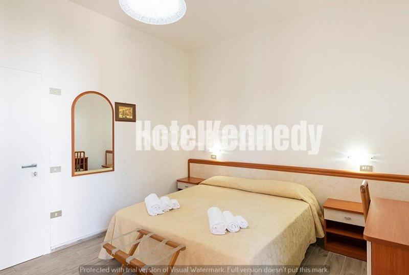 Hotel Kennedy Лидо-ди-Савио Экстерьер фото